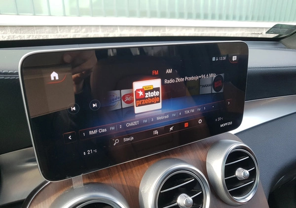 Mercedes-Benz GLC cena 188888 przebieg: 53400, rok produkcji 2019 z Biała Podlaska małe 704